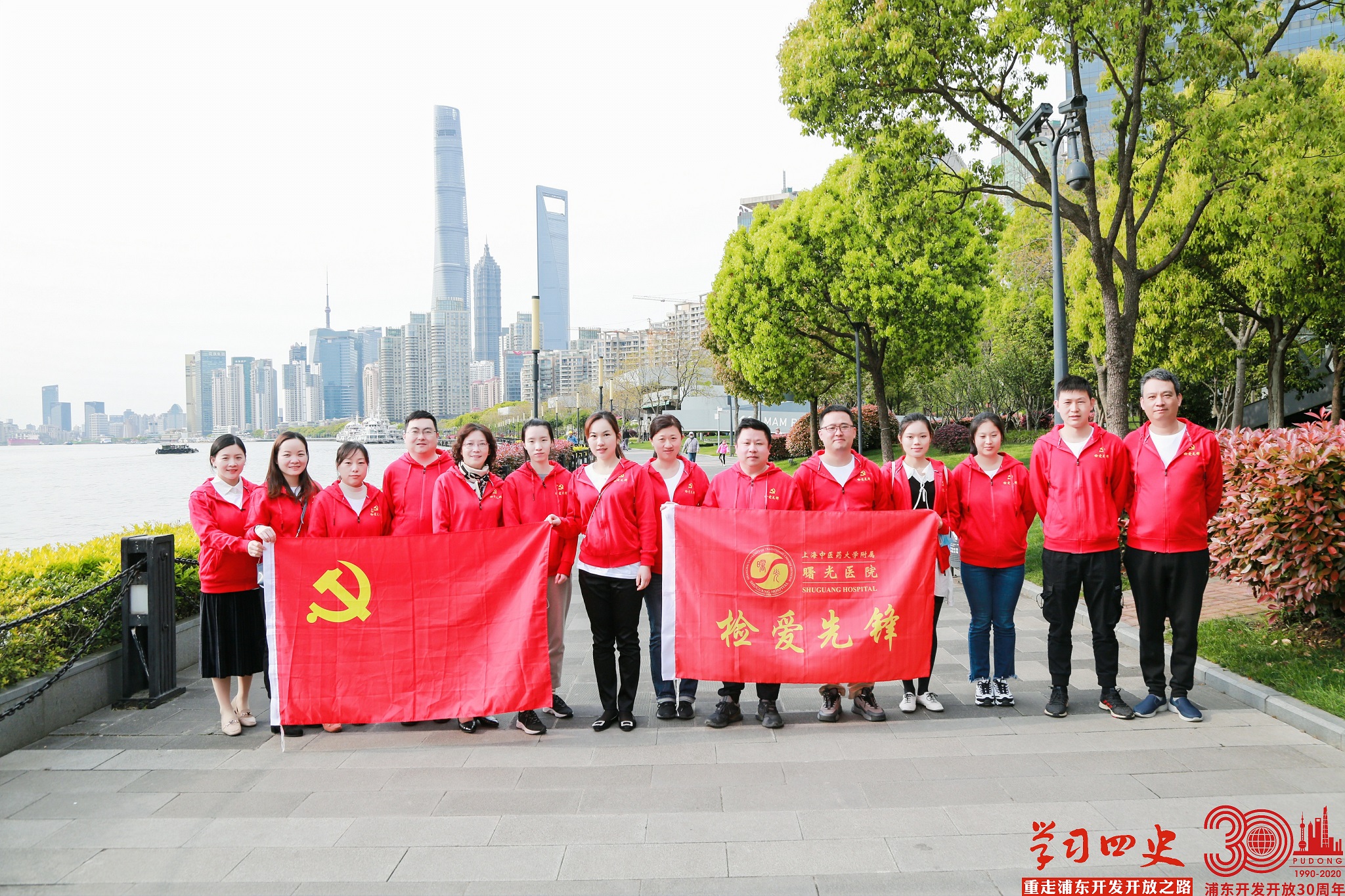 一,党员示范亮身份,榜样作用显成效